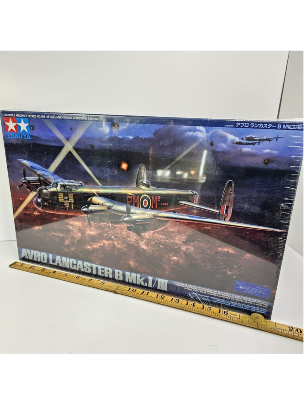 Tamiya 1/48 Avro Lancaster B Mk.I/III Model Kit No.105 Sealed 61105